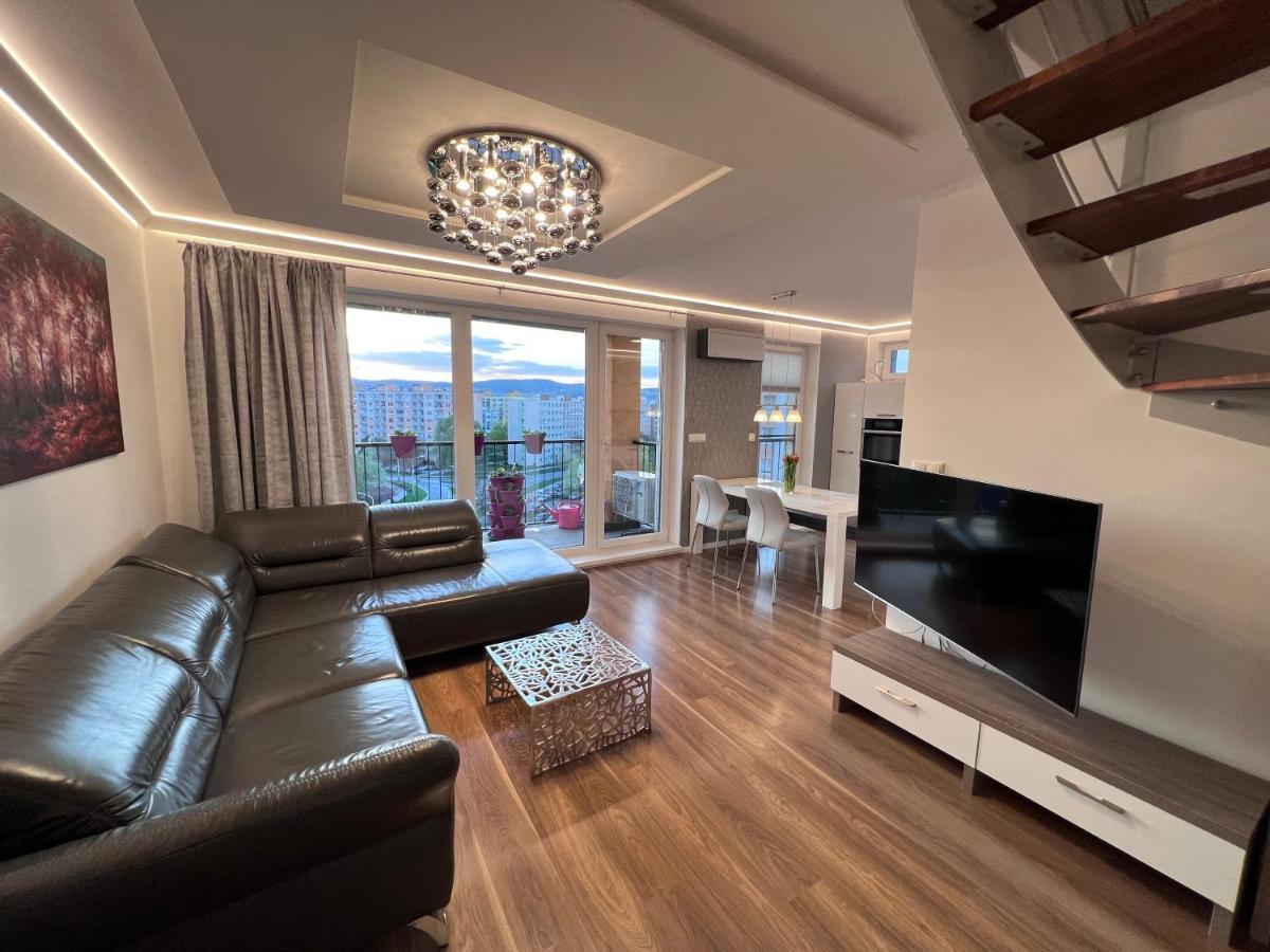 Monte Amnis Kosice Apartment Esterno foto